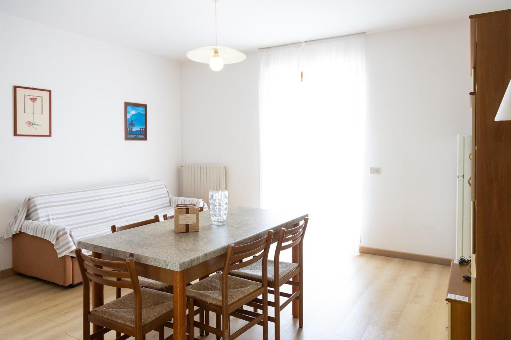 Classic Two-Bedroom Apartment partial Lake View